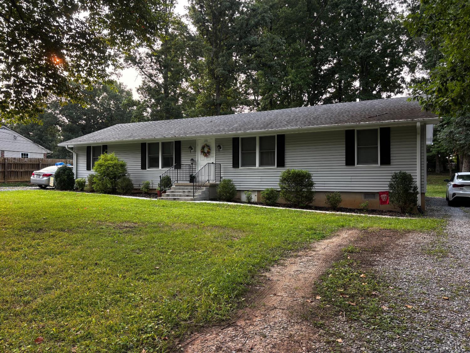 289 Independence Circle, Forest, VA home for sale