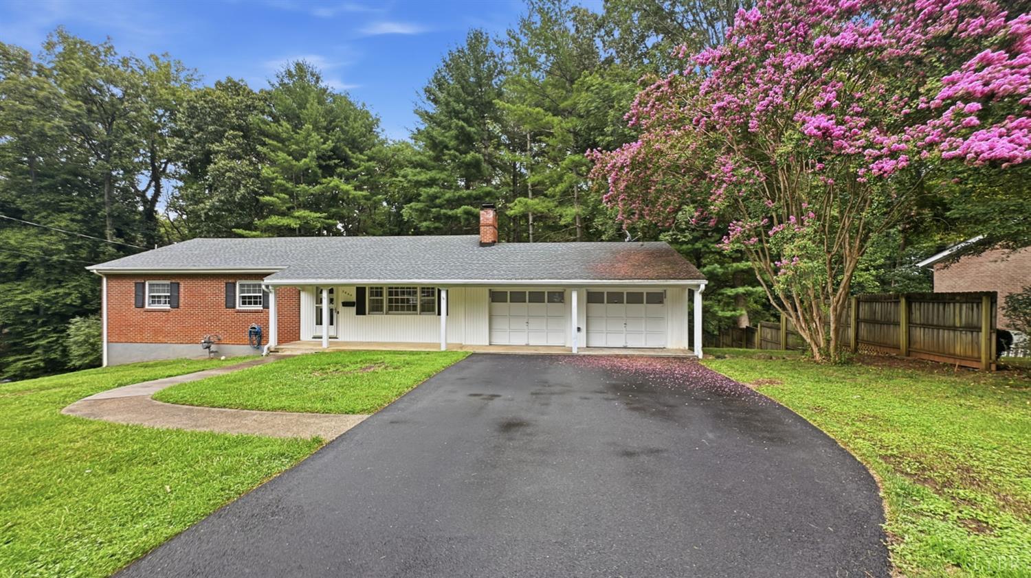 2044 Indian Hill Road, Lynchburg, VA home for sale
