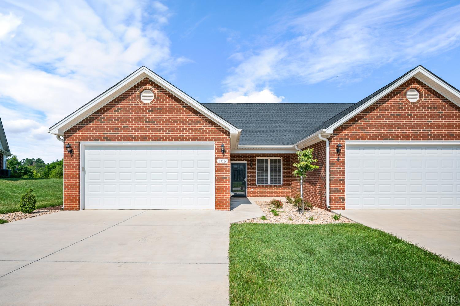 155 Villa Oak Circle, Bedford, VA home for sale
