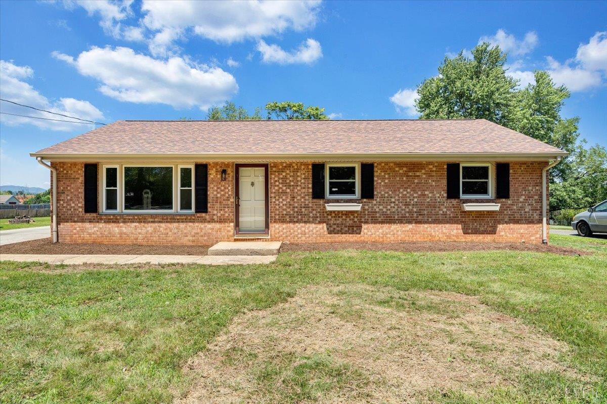 1002 Green Meadow Road, Bedford, VA home for sale