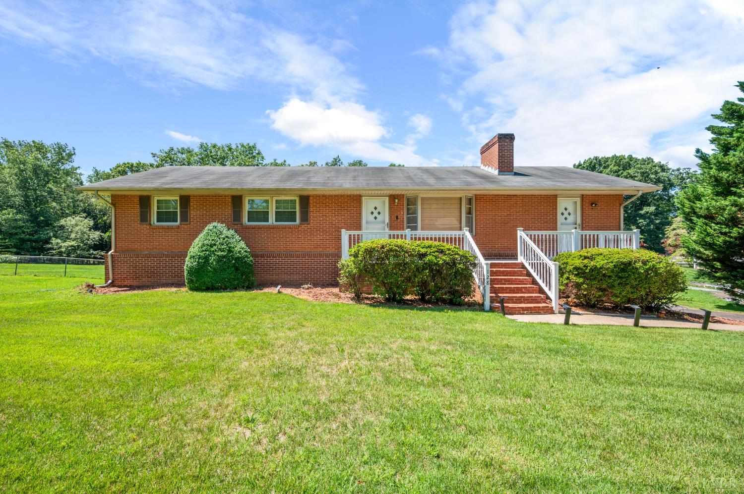 128 Lynview Drive, Lynchburg, VA home for sale