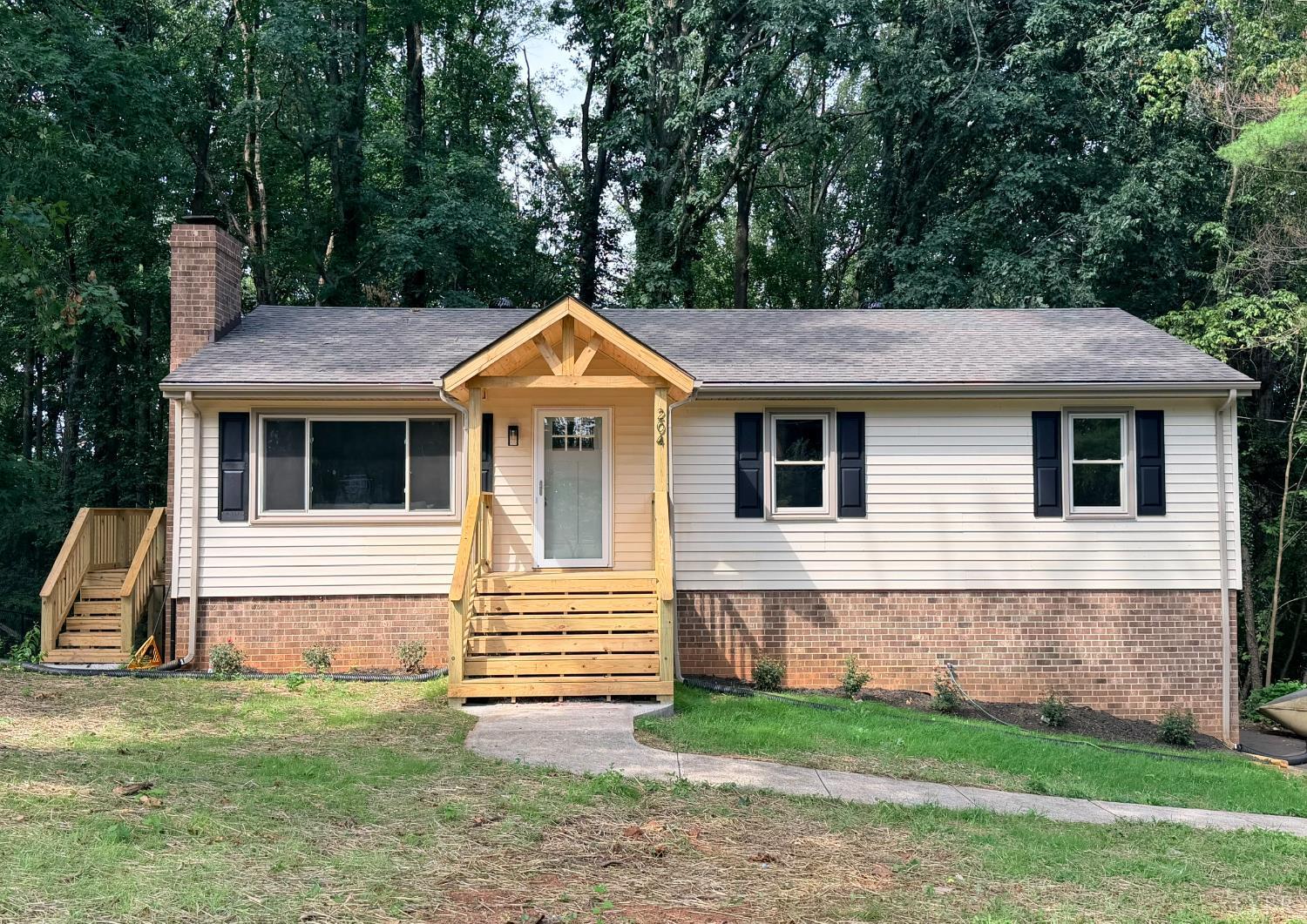 204 Simsbury Ln., Forest, VA home for sale