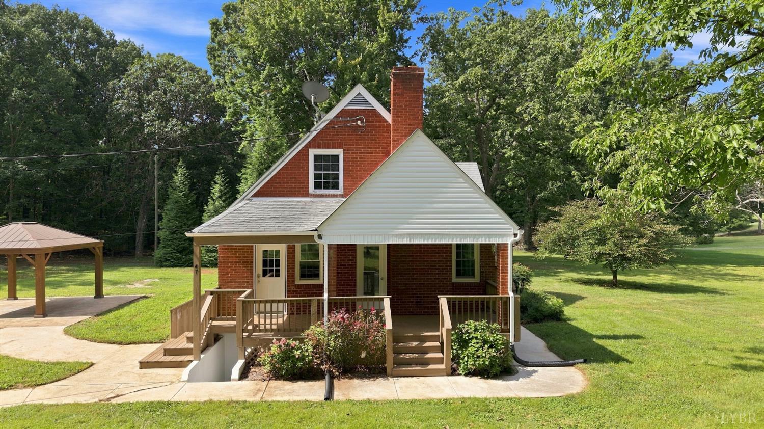 47 Harbor Drive