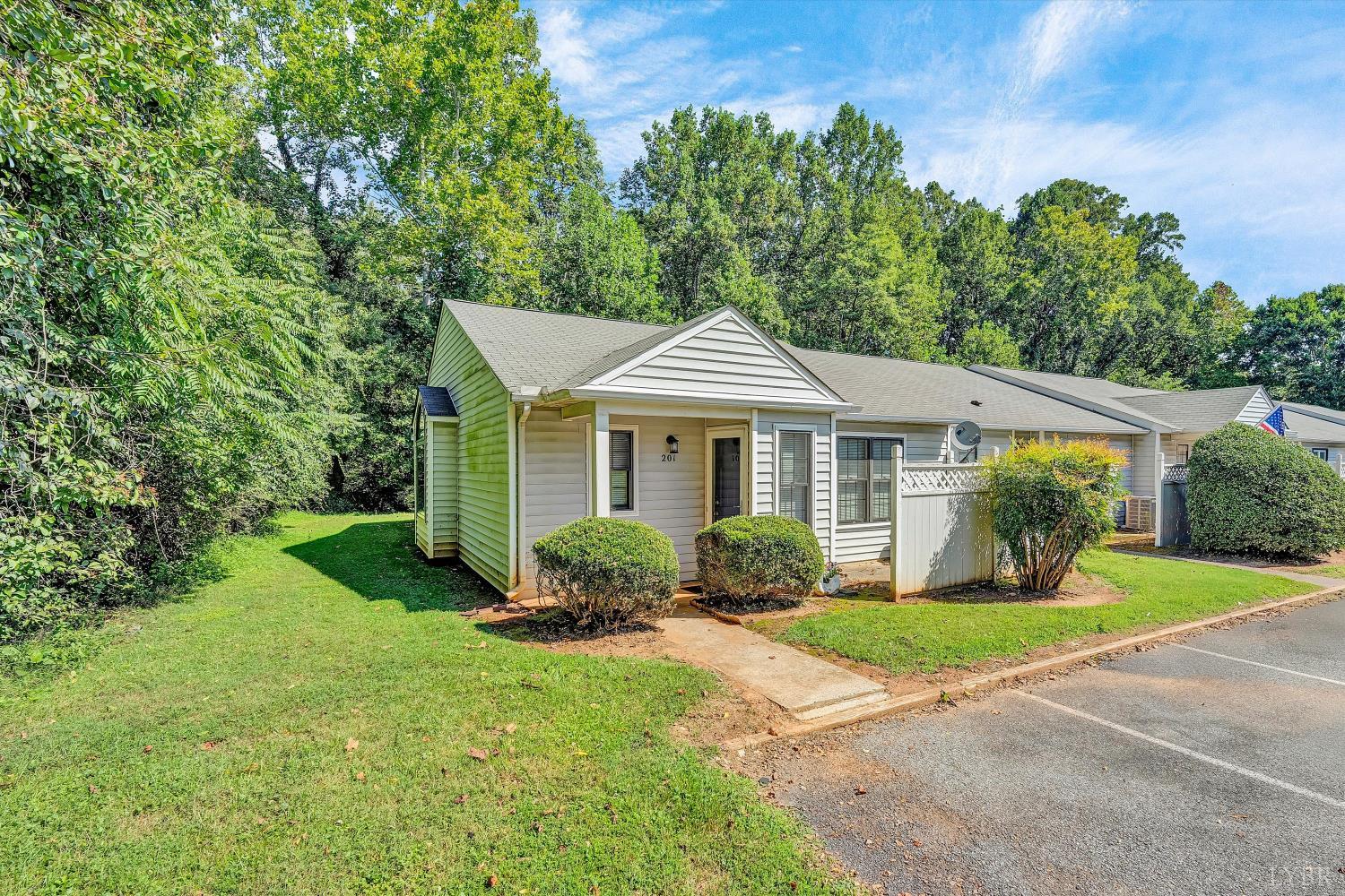 201 Countryplace Lane