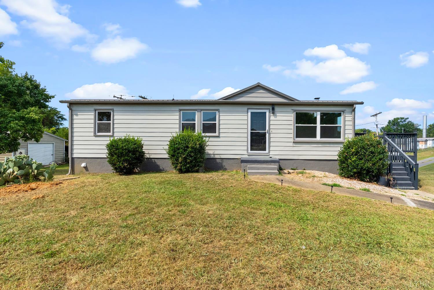 5982 Campbell Highway