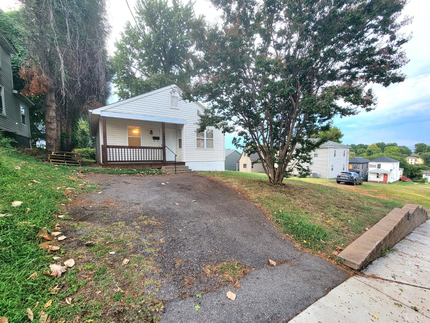 1005 4th Street