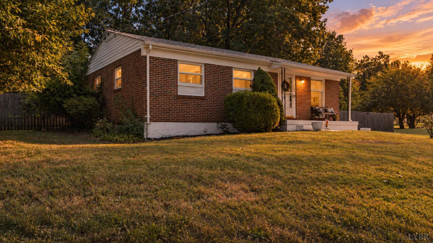 427 Woodland Circle