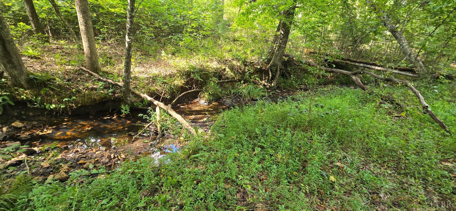 Hayshed Lot 5 Road