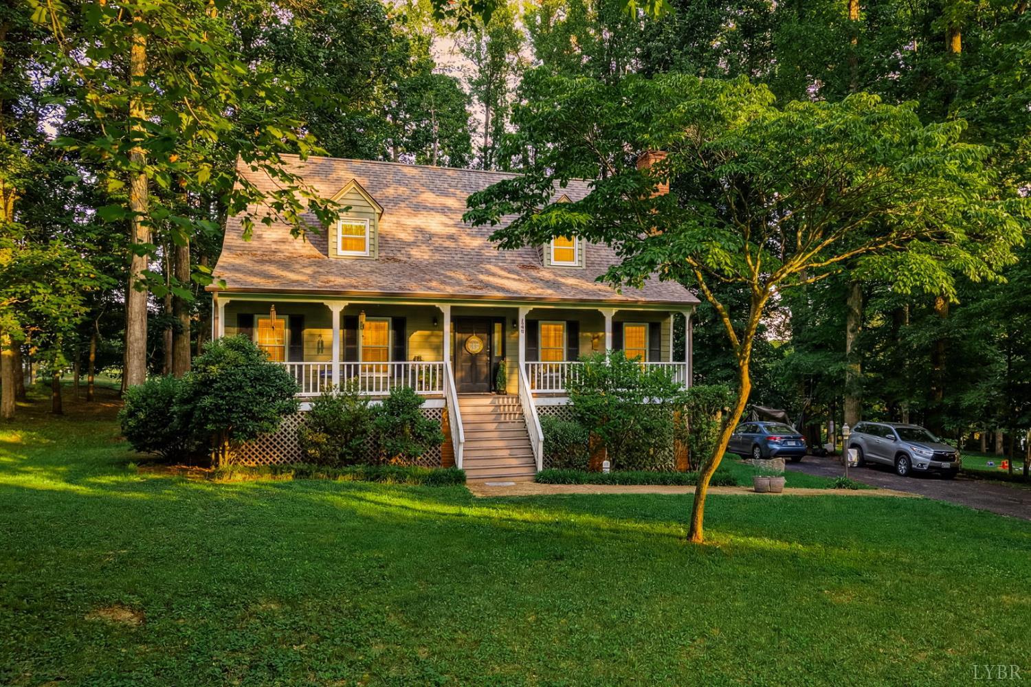 208 Crestview Drive, Forest, VA home for sale