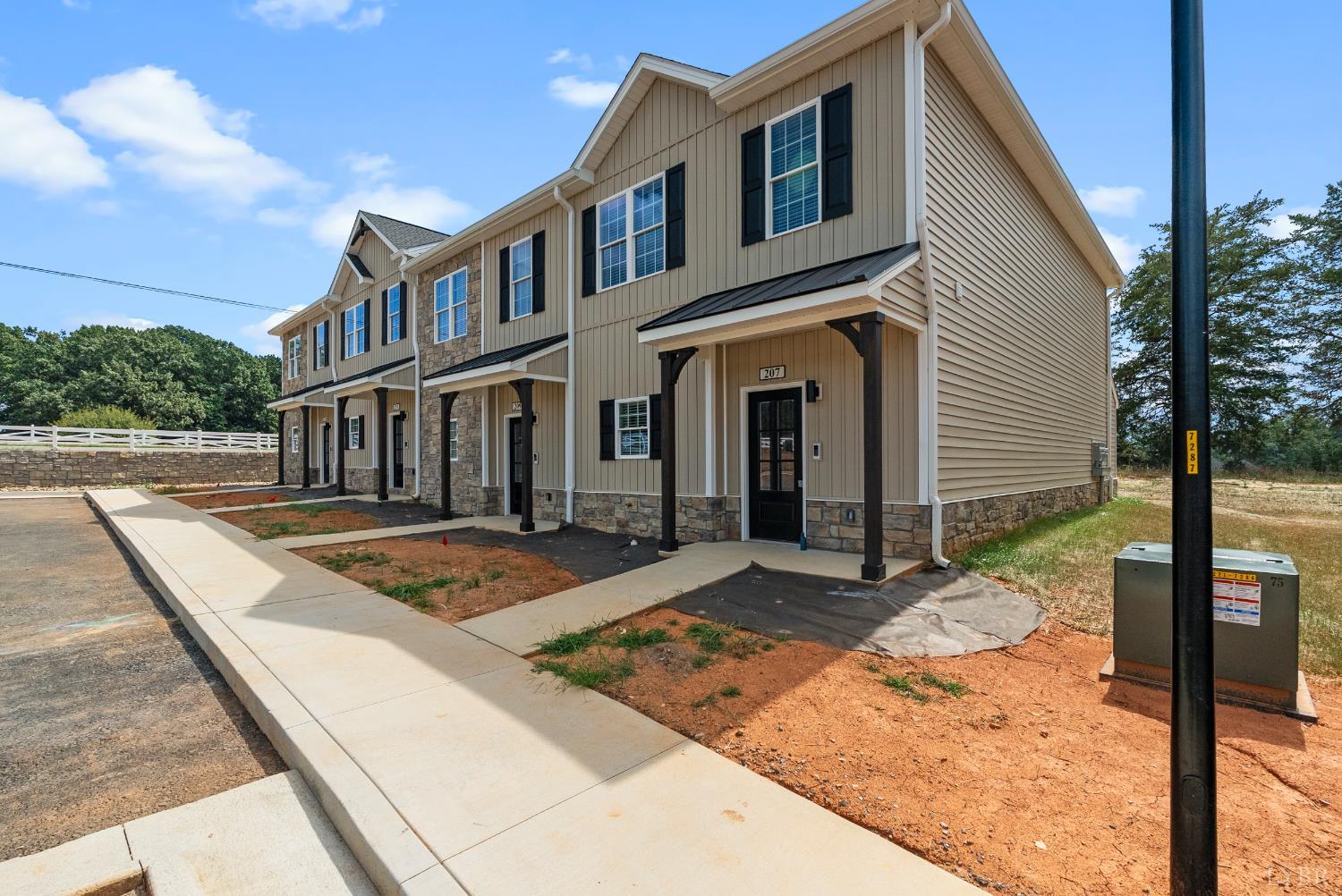 209 Morning Walk Circle, Forest, VA home for sale