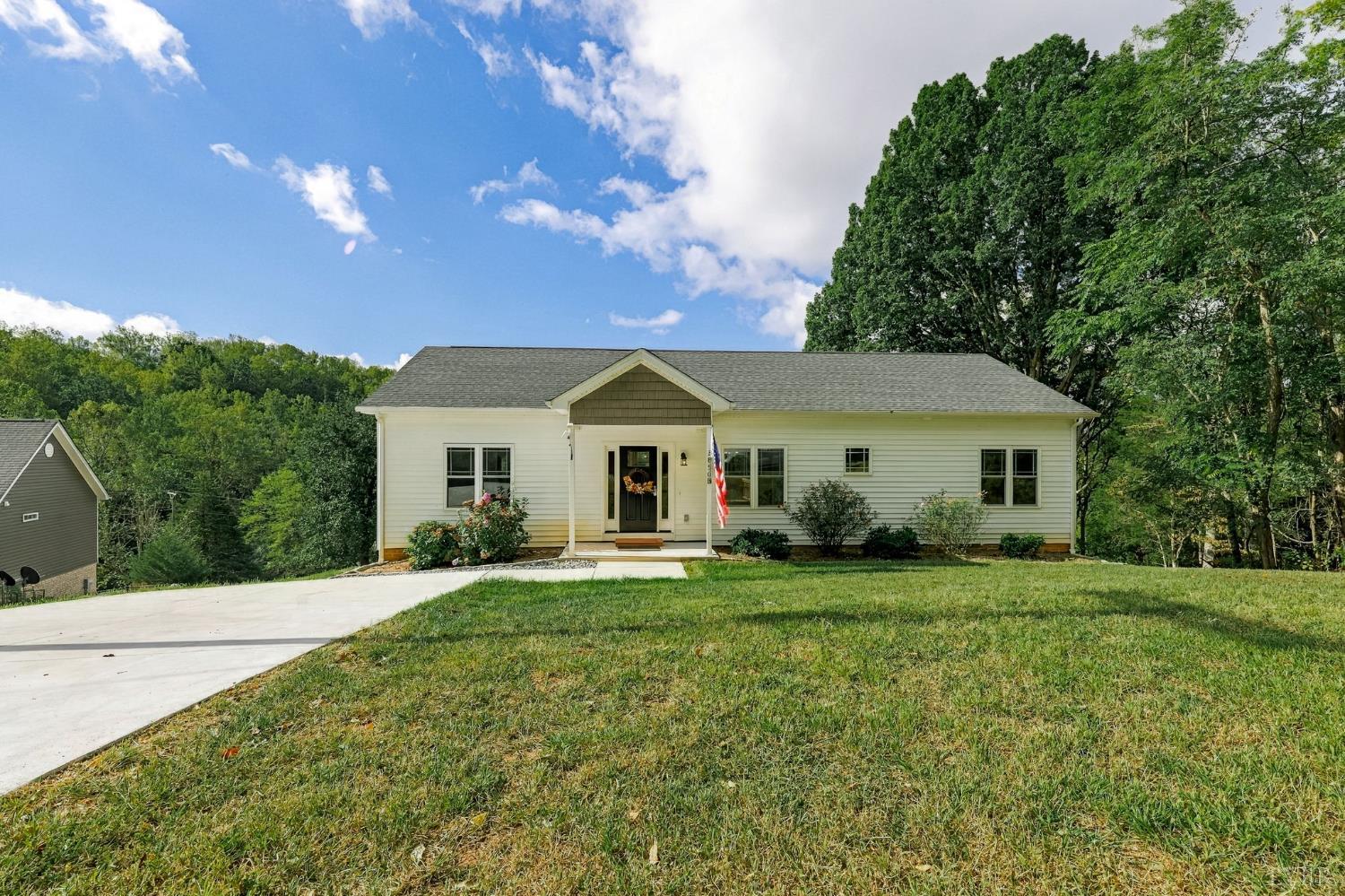 3850 Coffee Road, Forest, VA home for sale
