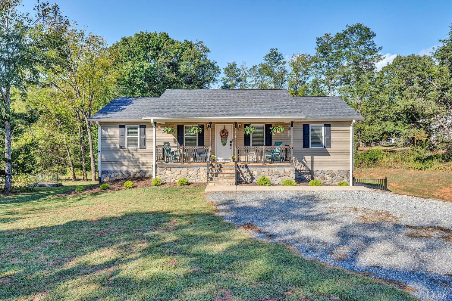 2358 Twin Lake Dr, Bedford, VA home for sale
