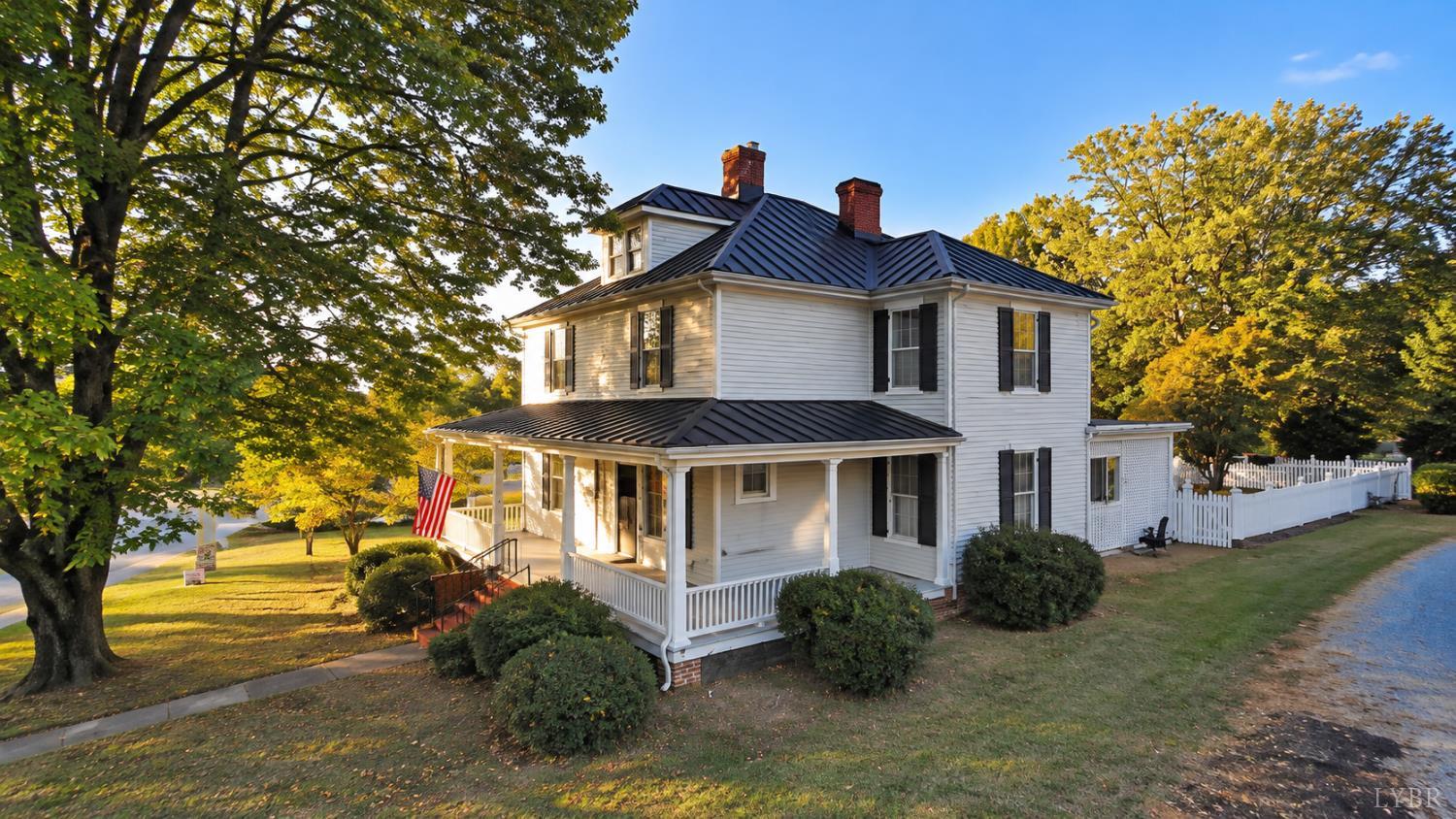 624 Peaks Street, Bedford, VA home for sale
