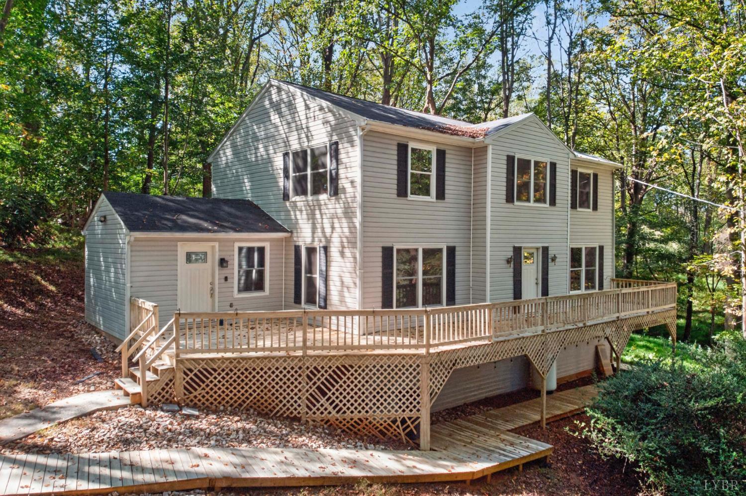 825 Mohawk Drive, Lynchburg, VA home for sale