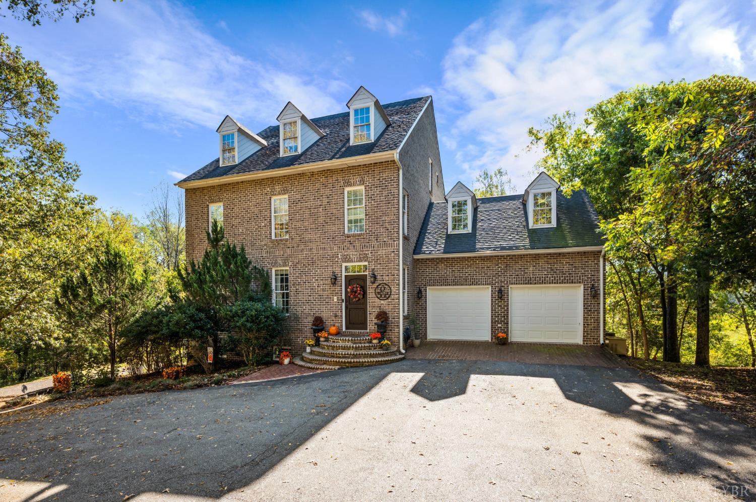 616 Lake Vista Drive