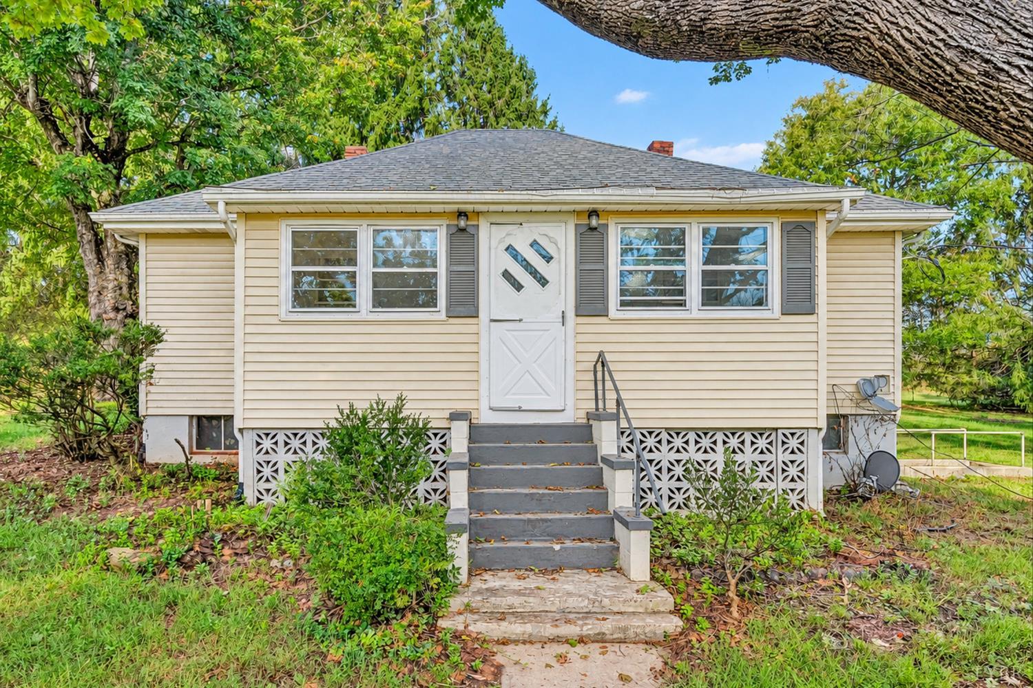 1143 Wheatland Road, Bedford, VA home for sale