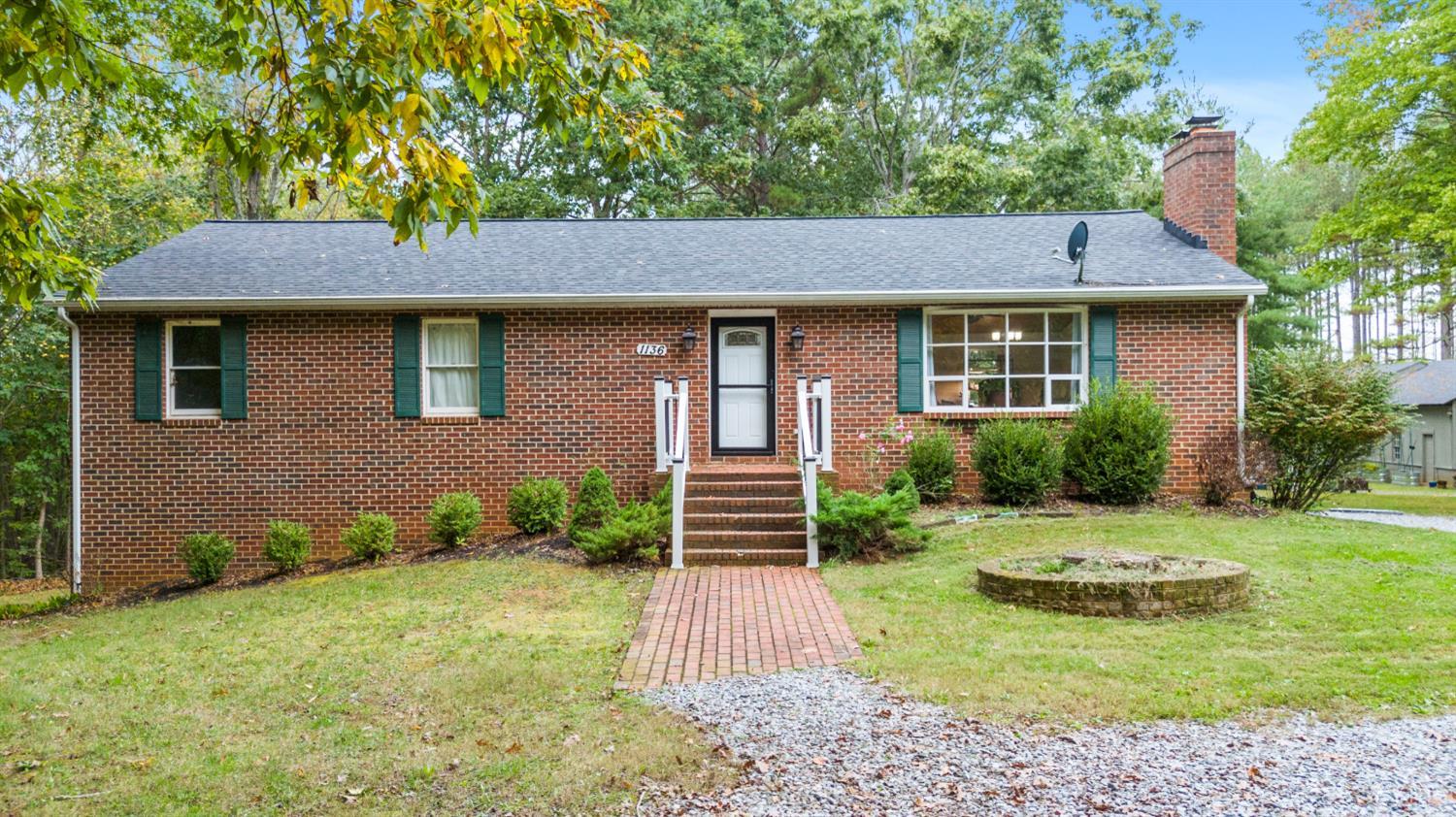 1136 Laughlin Lane, Forest, VA home for sale