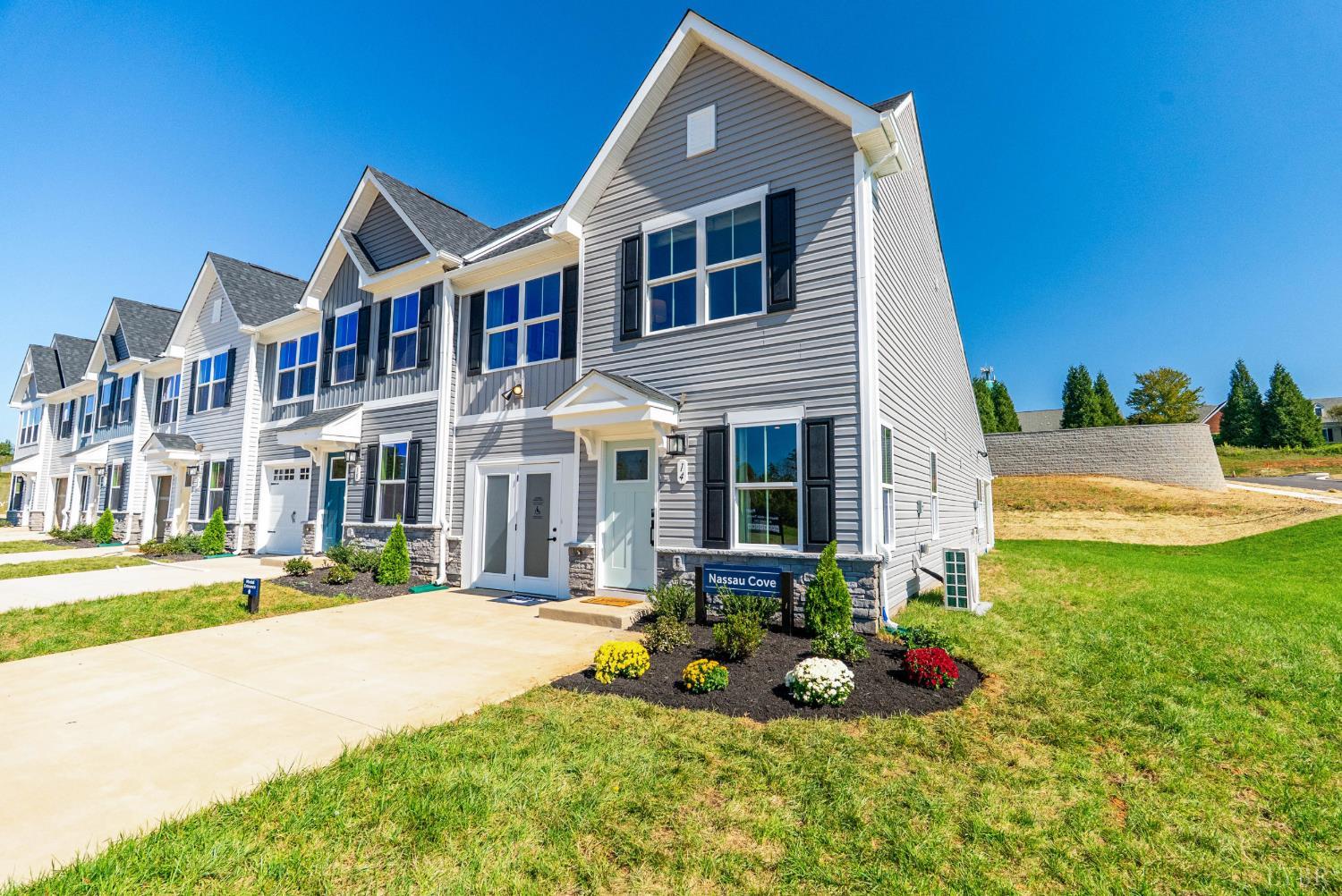 14 Greenwood Drive, Hardy, VA home for sale