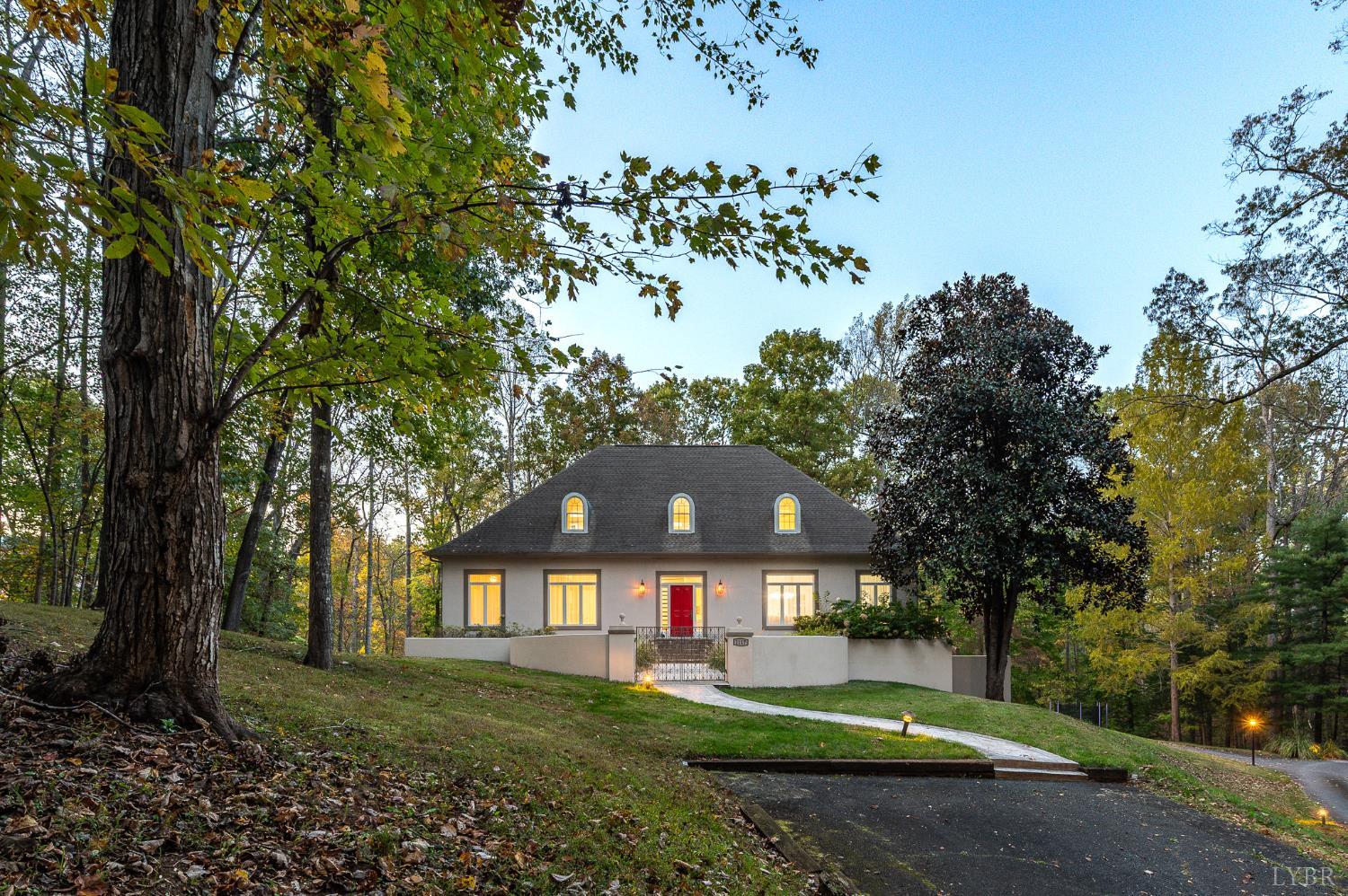 1117 Running Cedar Way
