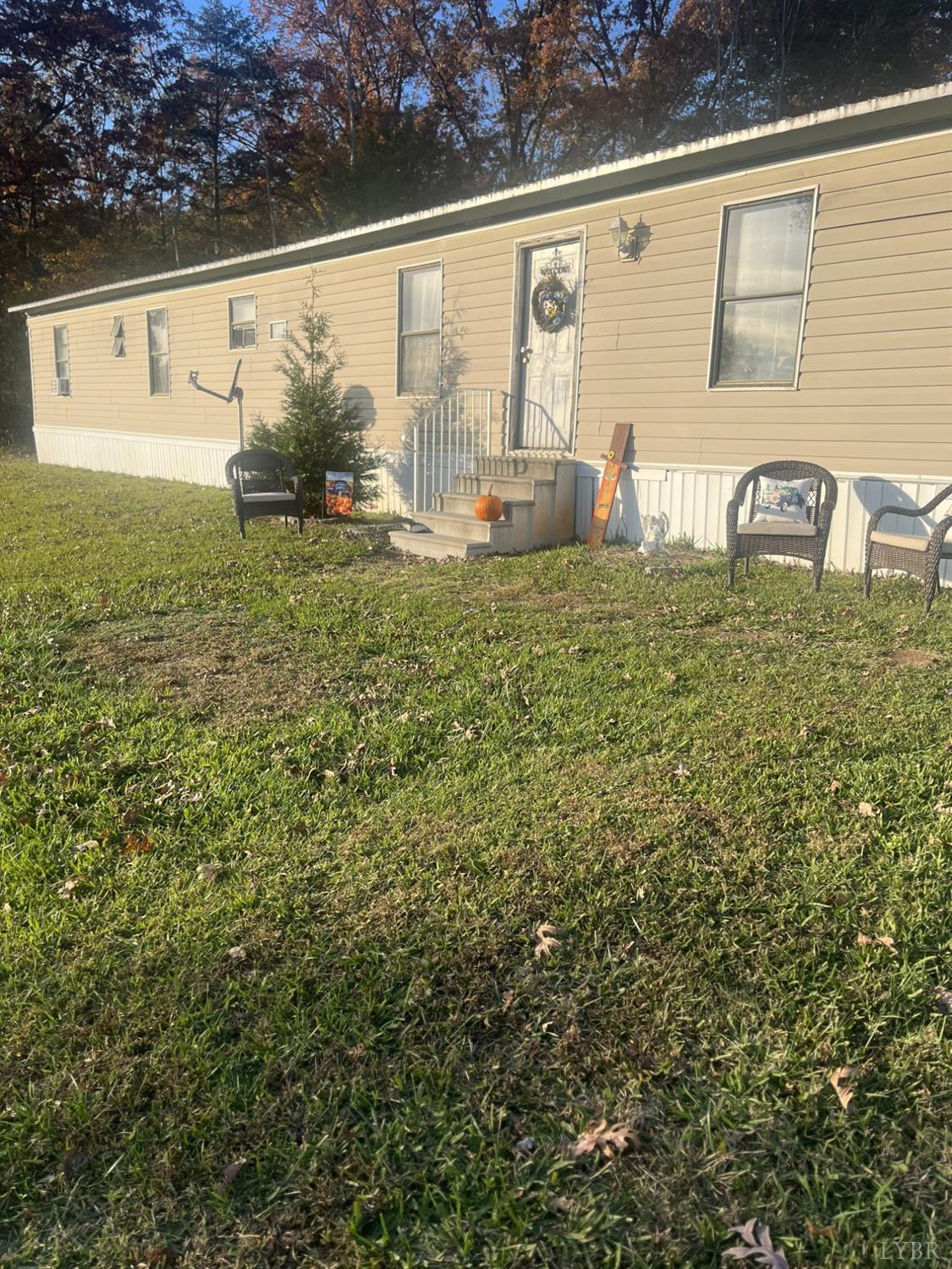 302 Leewood Rd