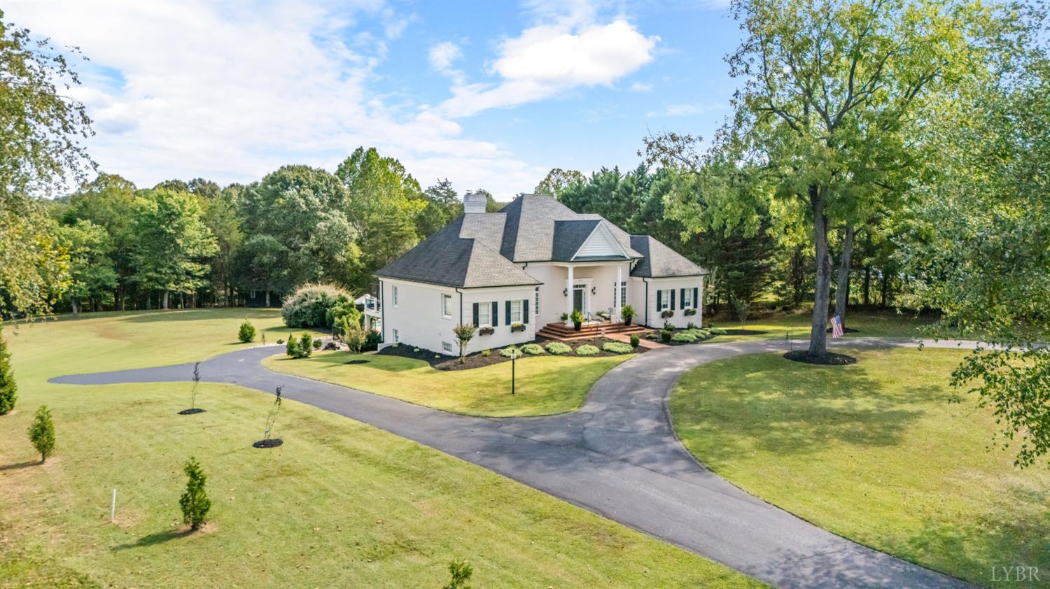 1059 Thompson Lane