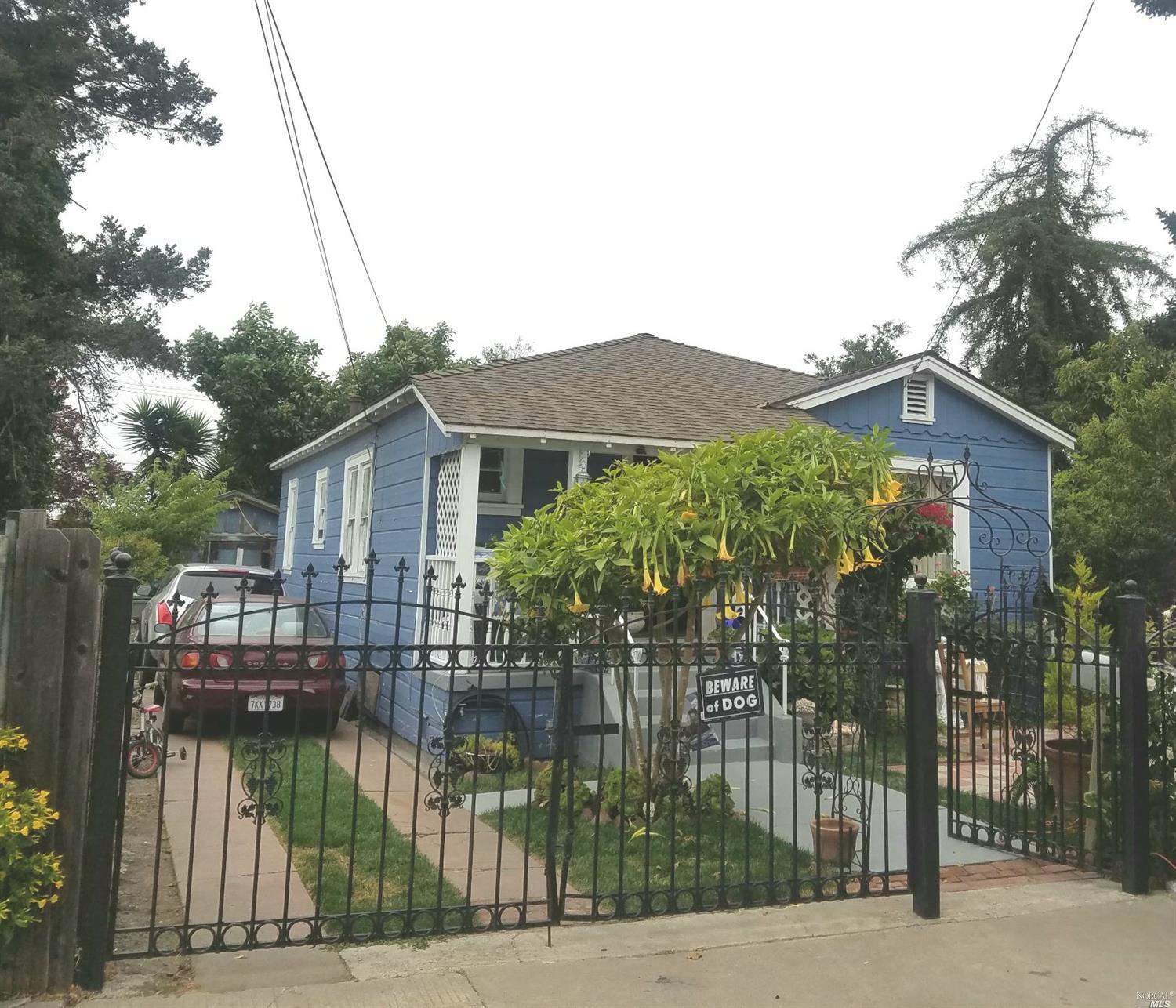 Photo of 951 92nd Avenue, Oakland, CA 94603