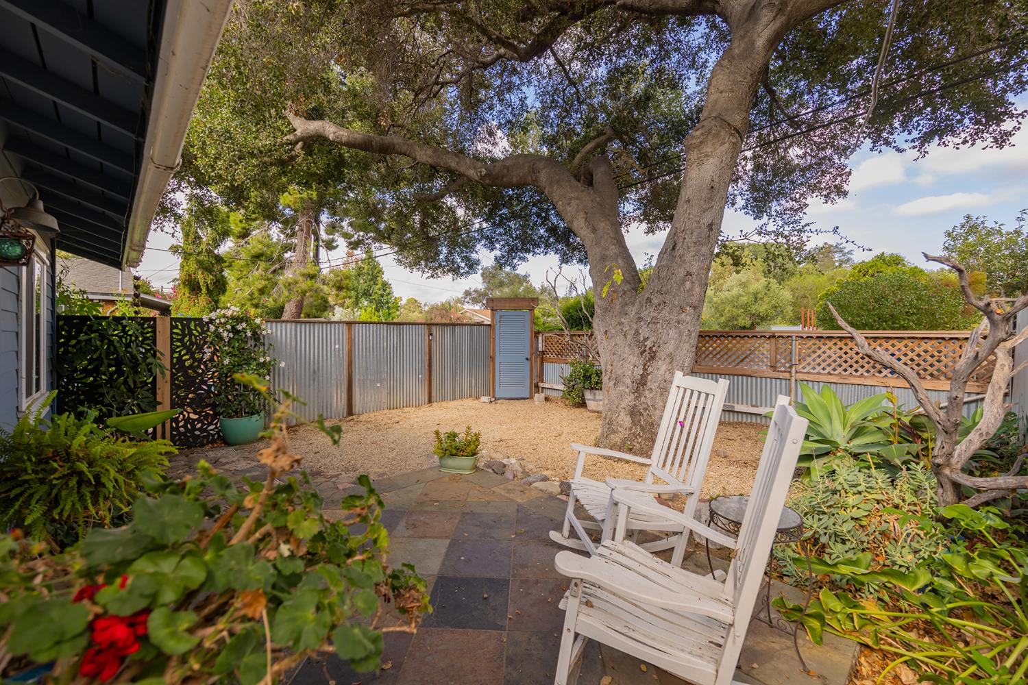 160 N Encinal Avenue listing photo