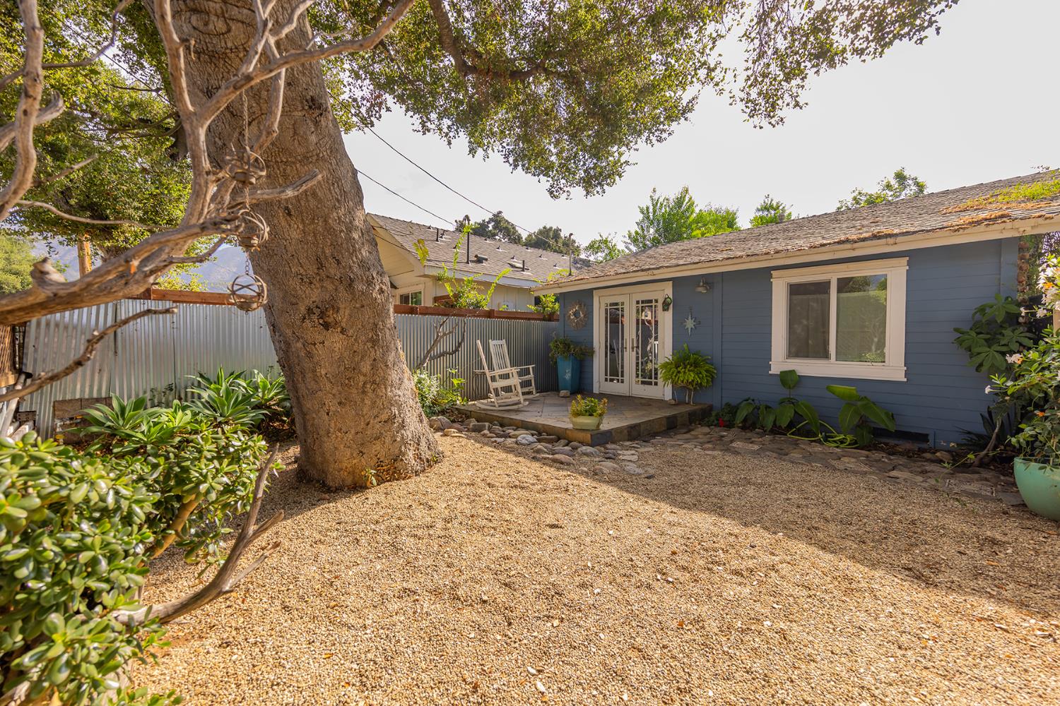 160 N Encinal Avenue listing photo