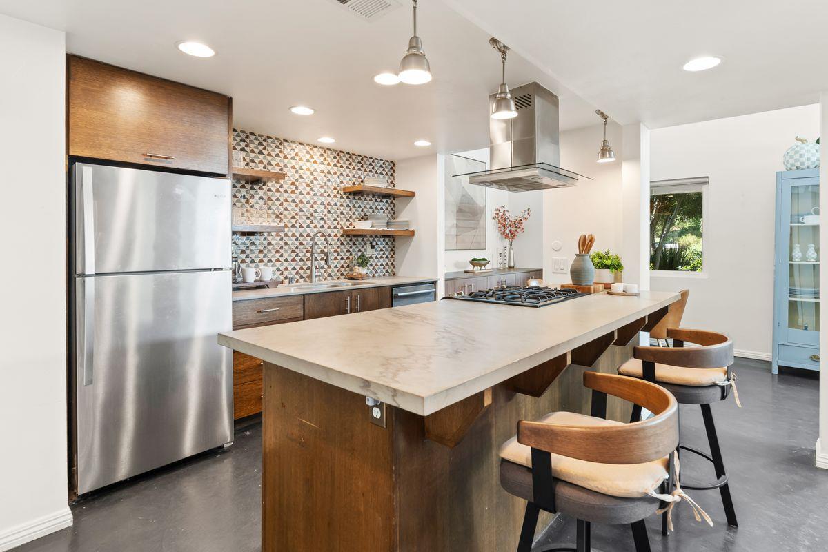 212 N Carrillo Road #B listing photo