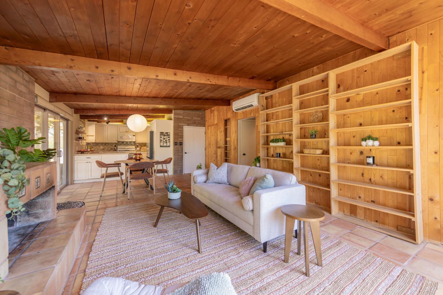 711 Drown Avenue listing photo
