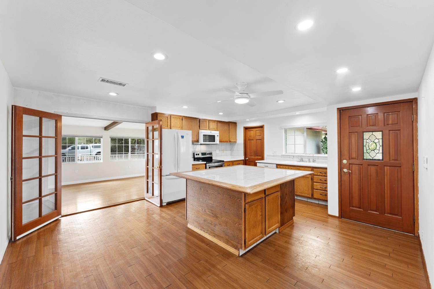 205 Verde Oak Drive listing photo