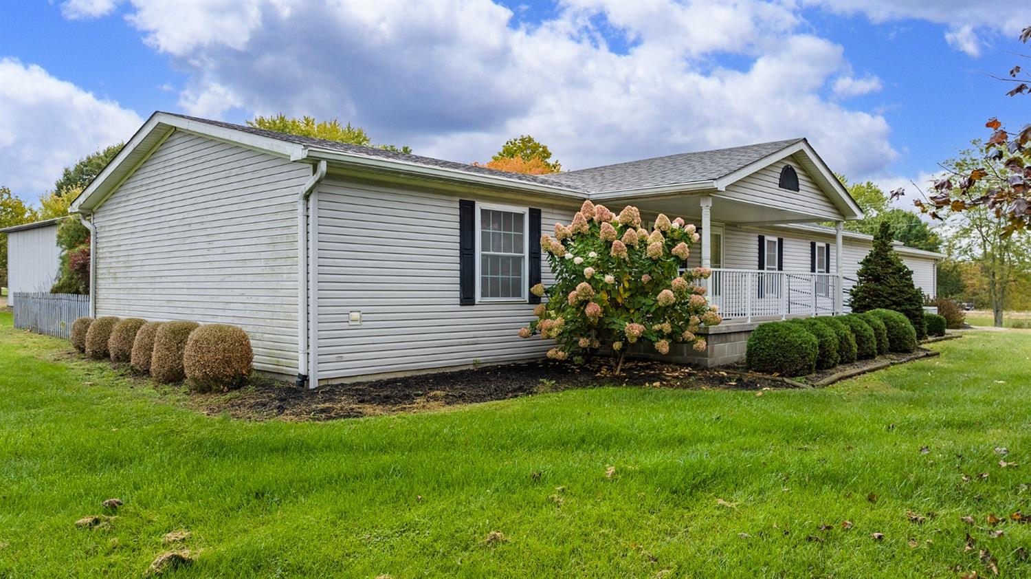 11038 W County Line Road, Dillsboro, IN 47018 MLS 202043