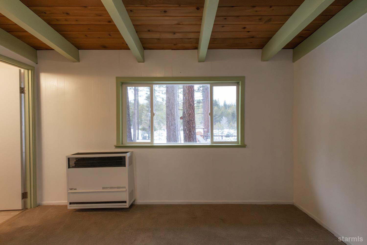 575 ANITA DRIVE, SOUTH LAKE TAHOE, CA 96150