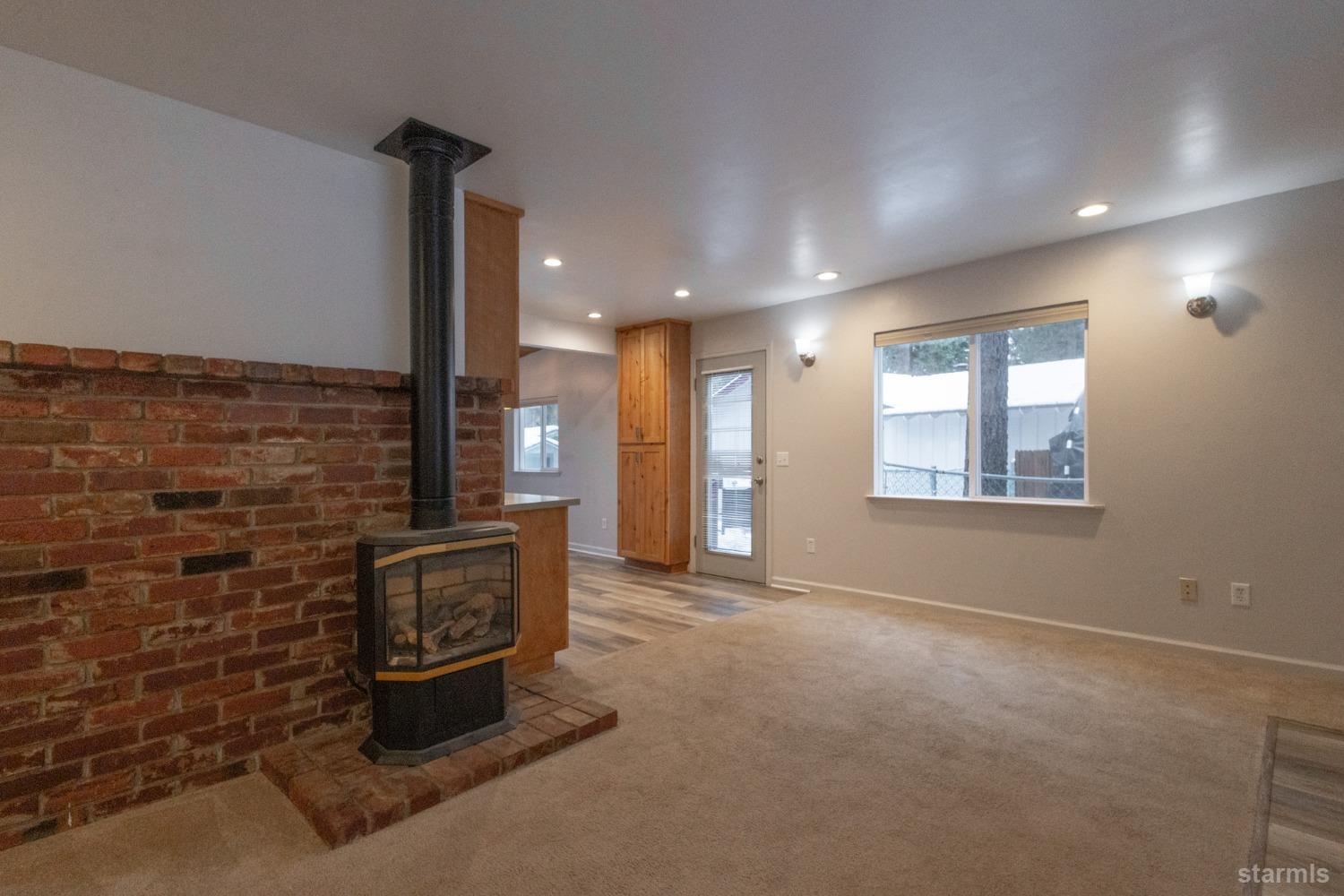 575 ANITA DRIVE, SOUTH LAKE TAHOE, CA 96150