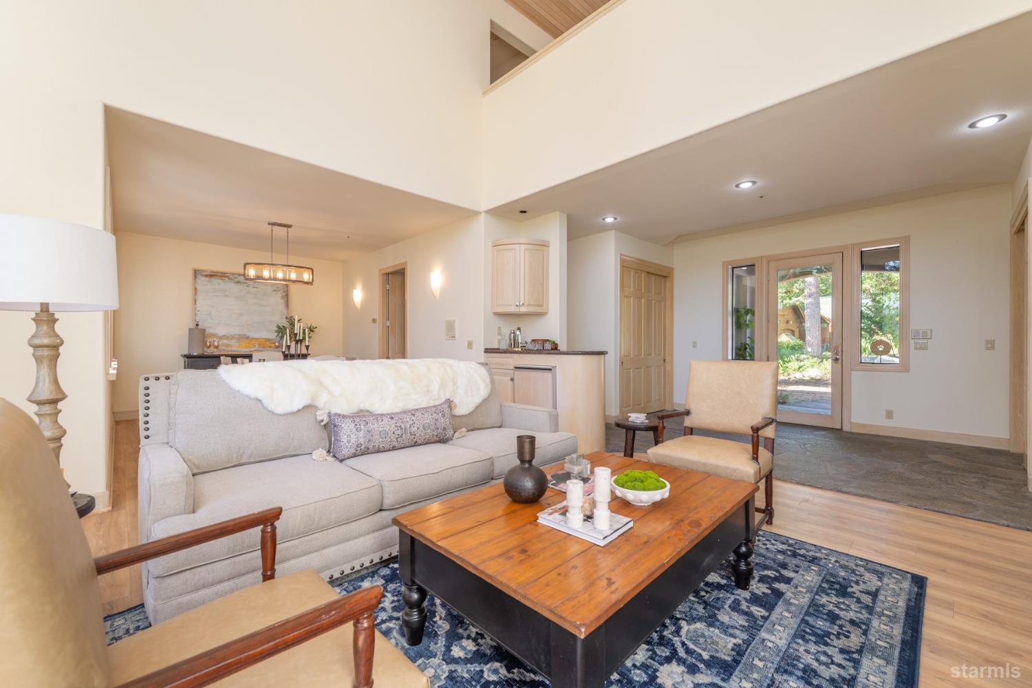 3126 Sierra Crest Court