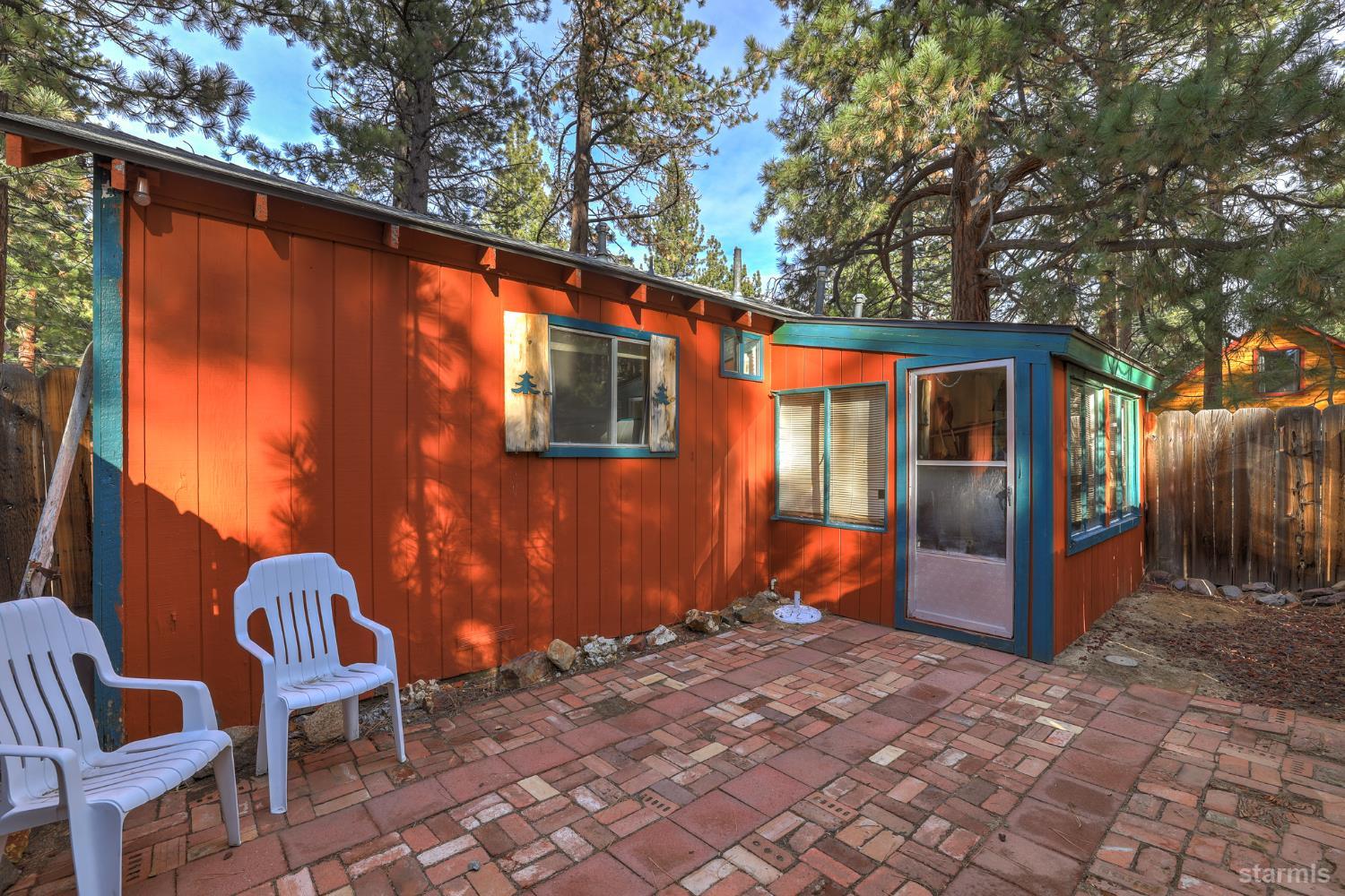 738 San Francisco Avenue