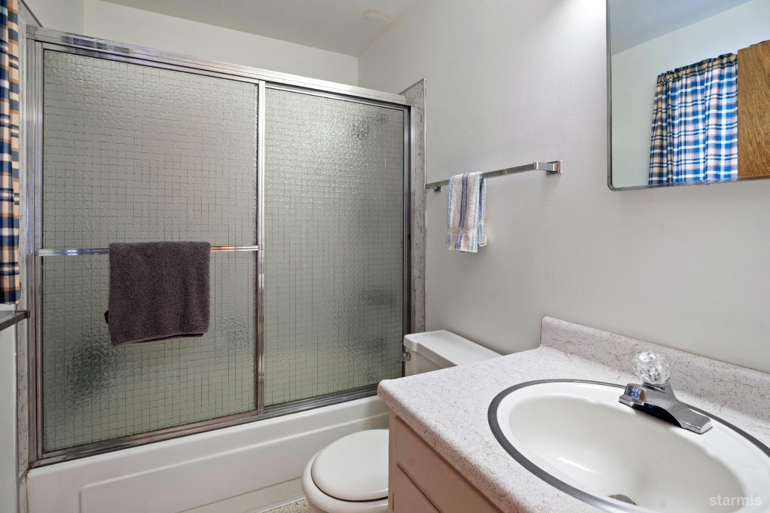 1640 Cherry Hills Circle