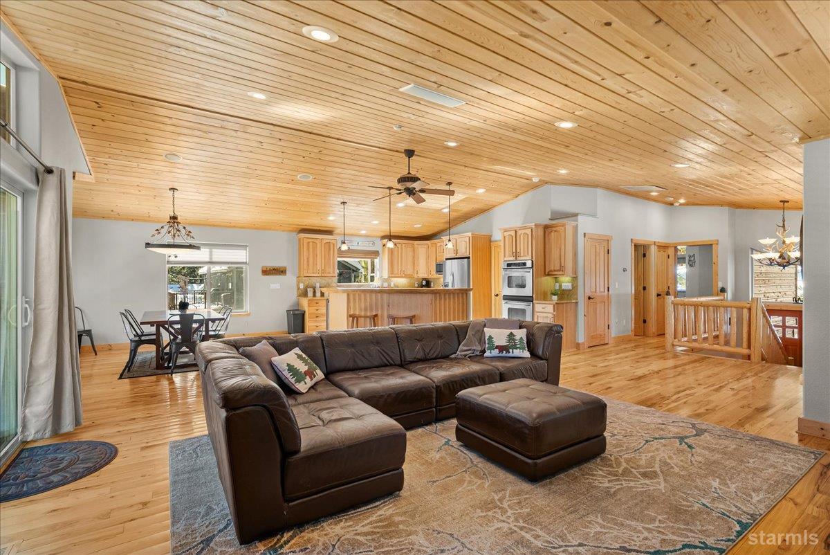 1887 Elks Club Drive