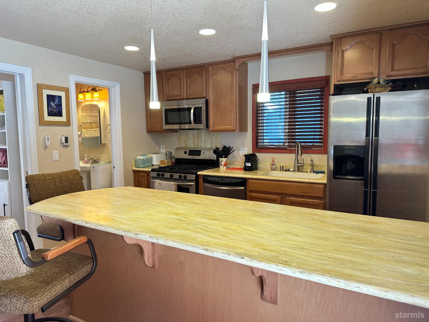 2613 Fountain Avenue