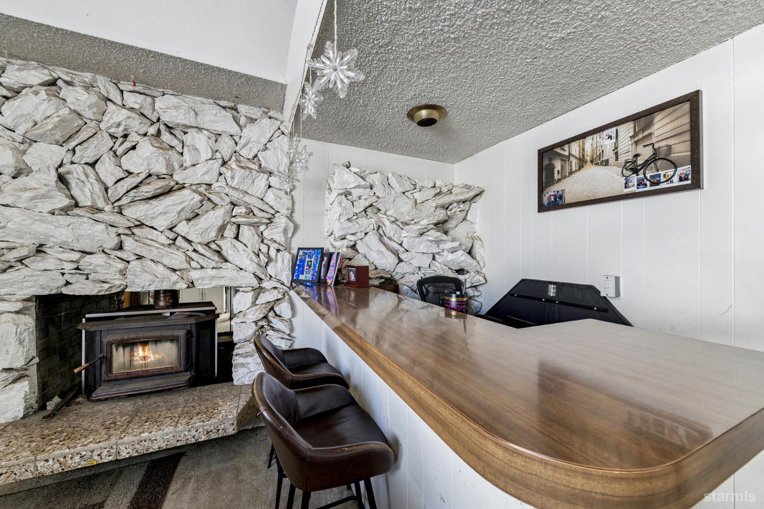 1246 Country Club Drive