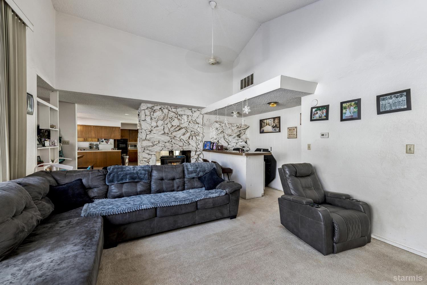 1246 Country Club Drive