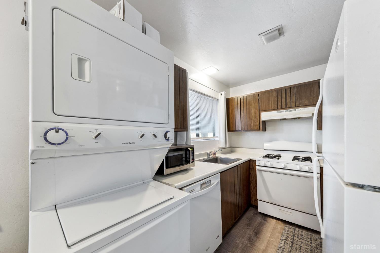 516 Emerald Bay Road #121