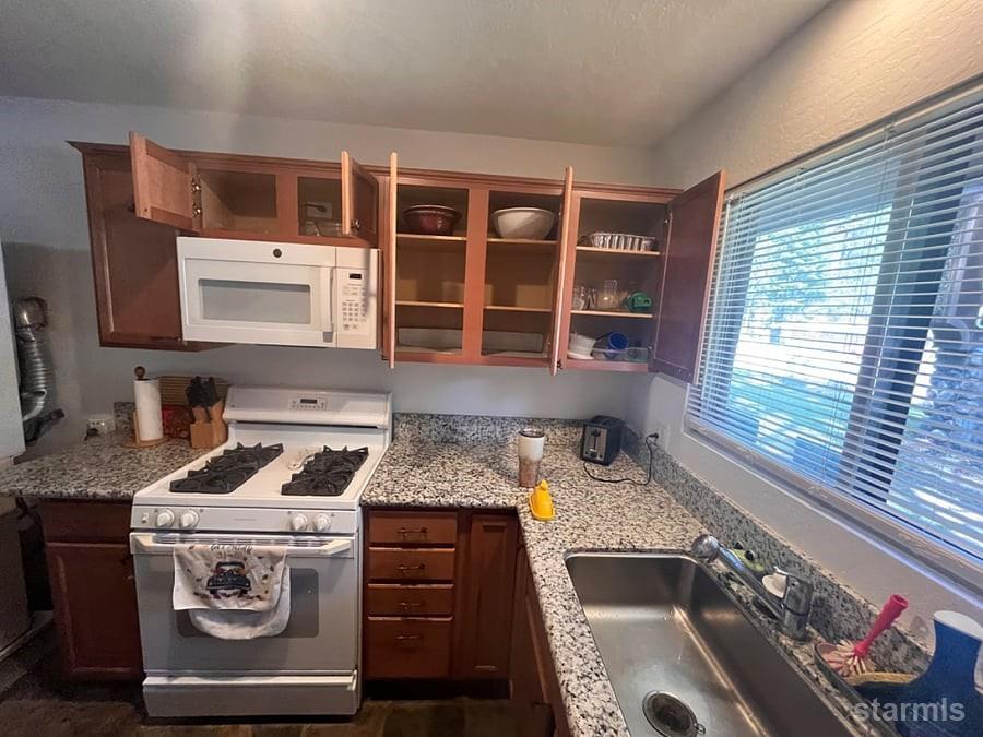 516 Emerald Bay Road #103