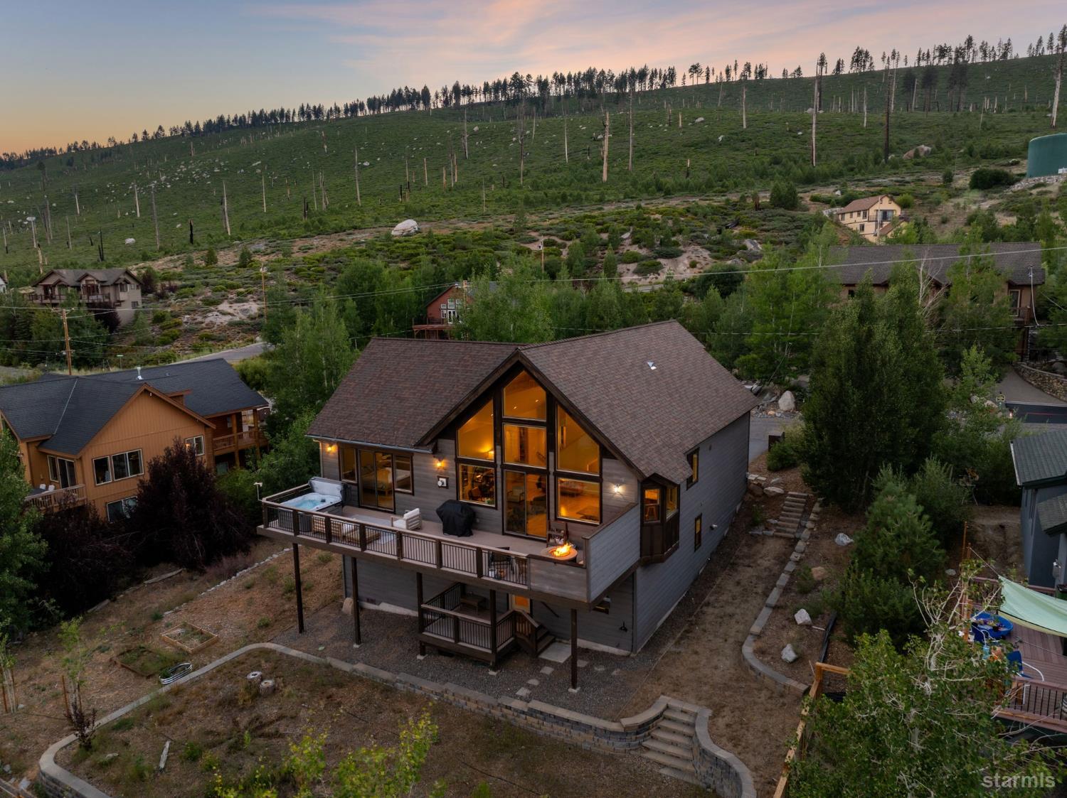 812 Elk Point Drive