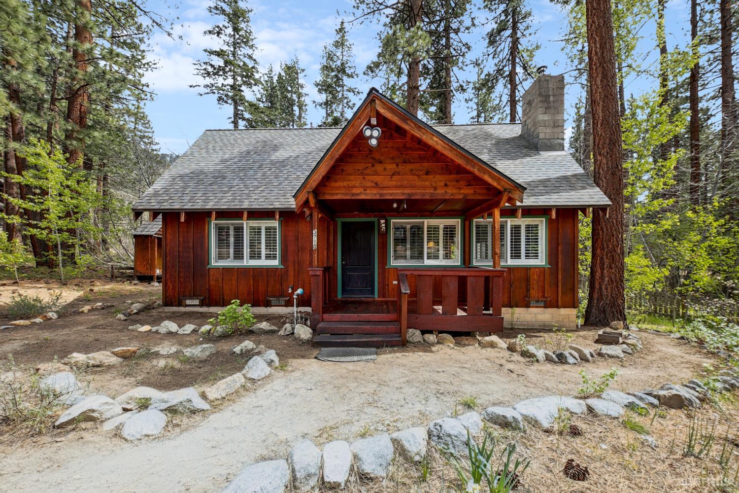 3710 Needle Peak Road