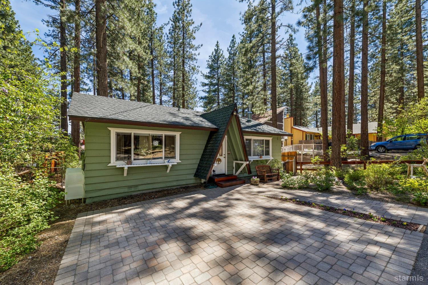 846 Placer Avenue