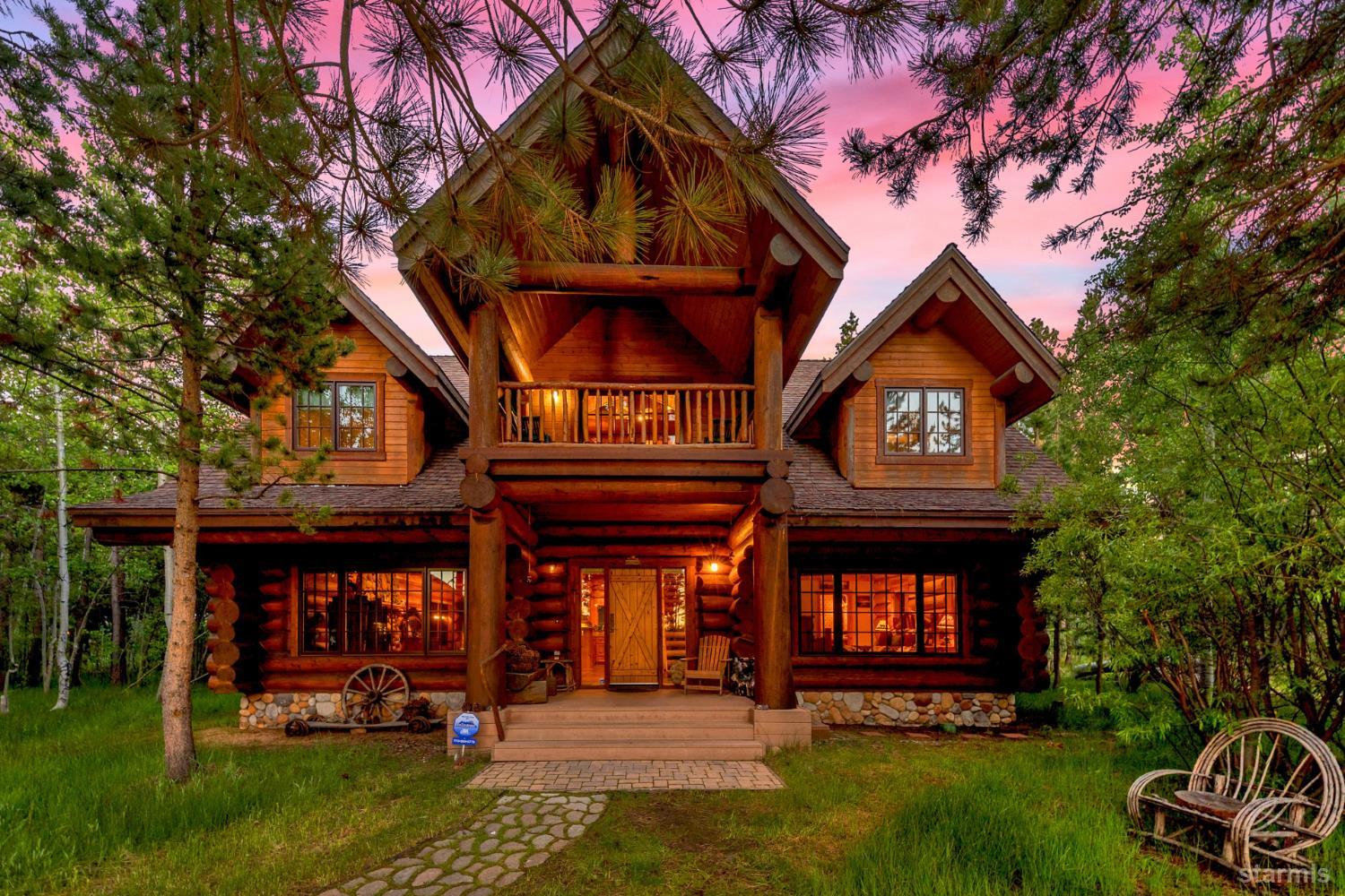 3838 Meadow Road