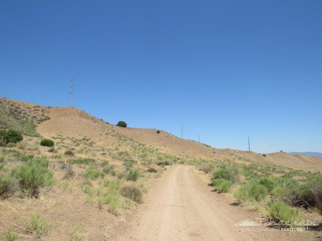 Lower East Gate Road photo 8