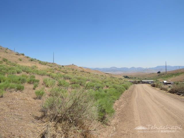 Lower East Gate Road photo 4