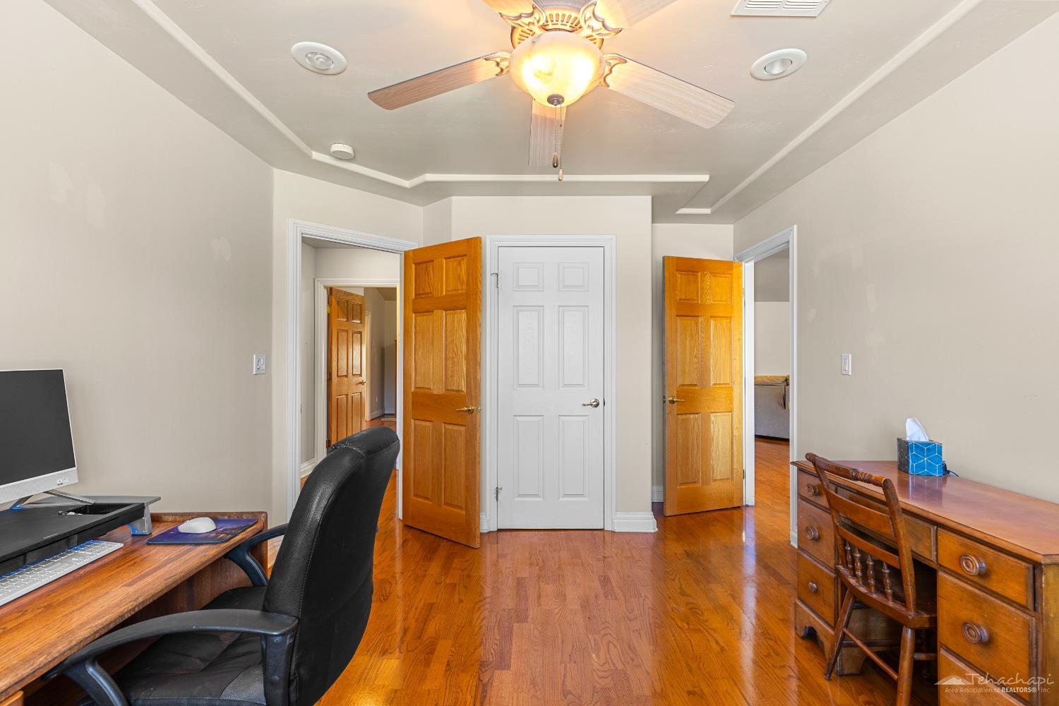 Sunland Way photo 20